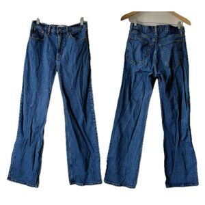 NWOT Abercrombie & Fitch '90s Relaxed Denim Jean High-Rise Medium-Wash - 28/6R